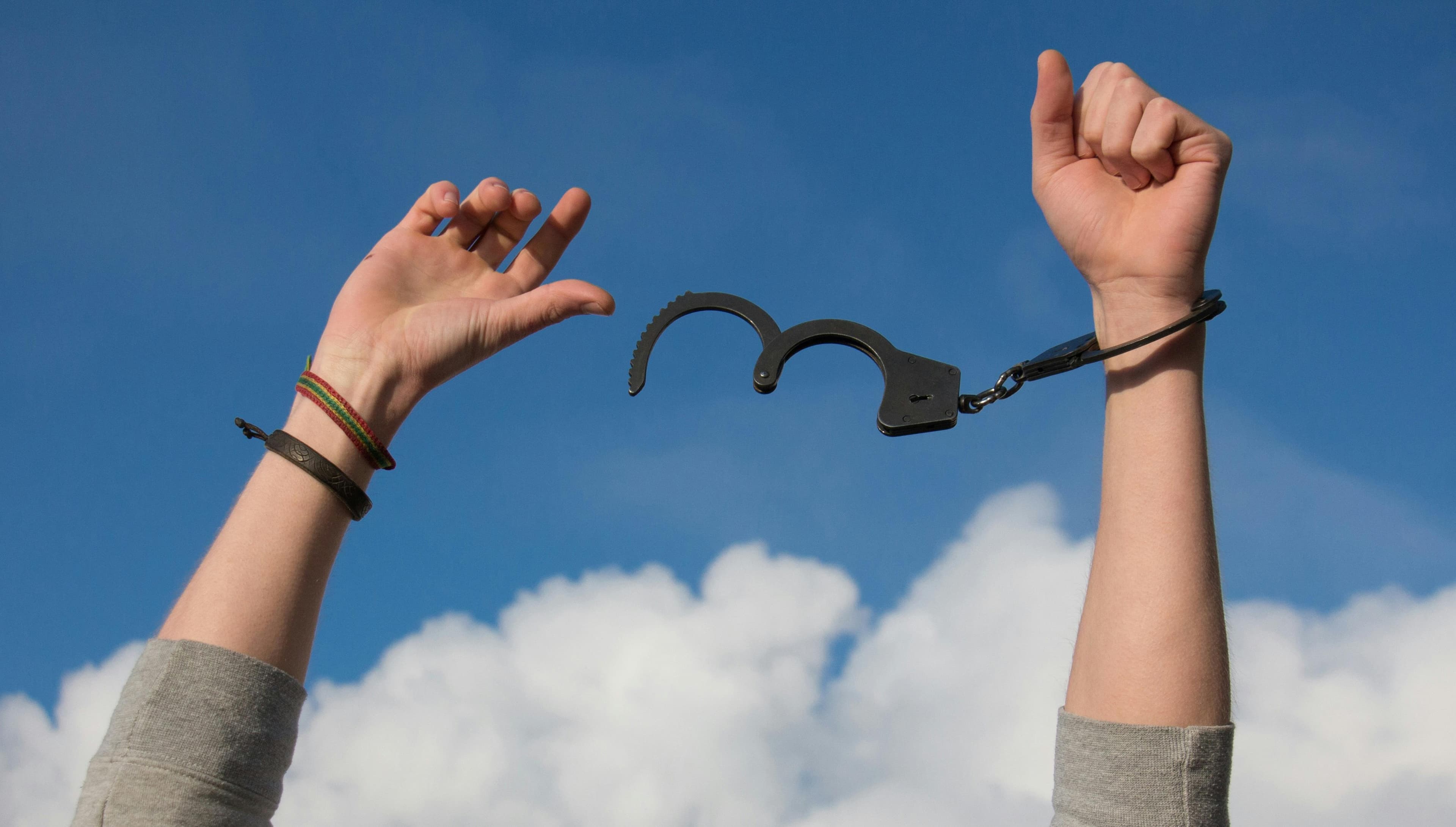 Best Criminal Lawyer in Karachi | Criminal Defense Experts